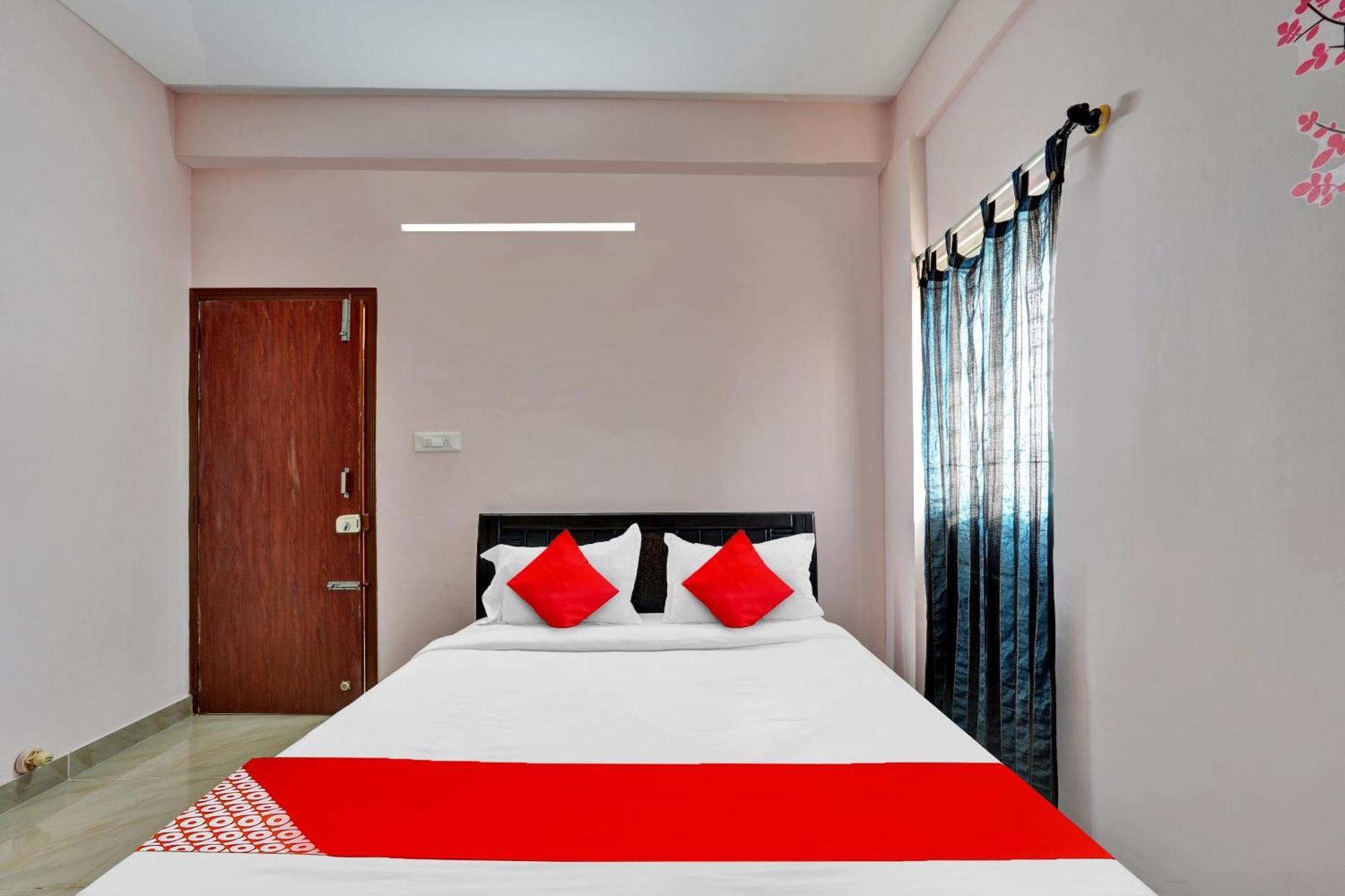 Spot On Sanjay Lodge Yelahanka Bagian luar foto
