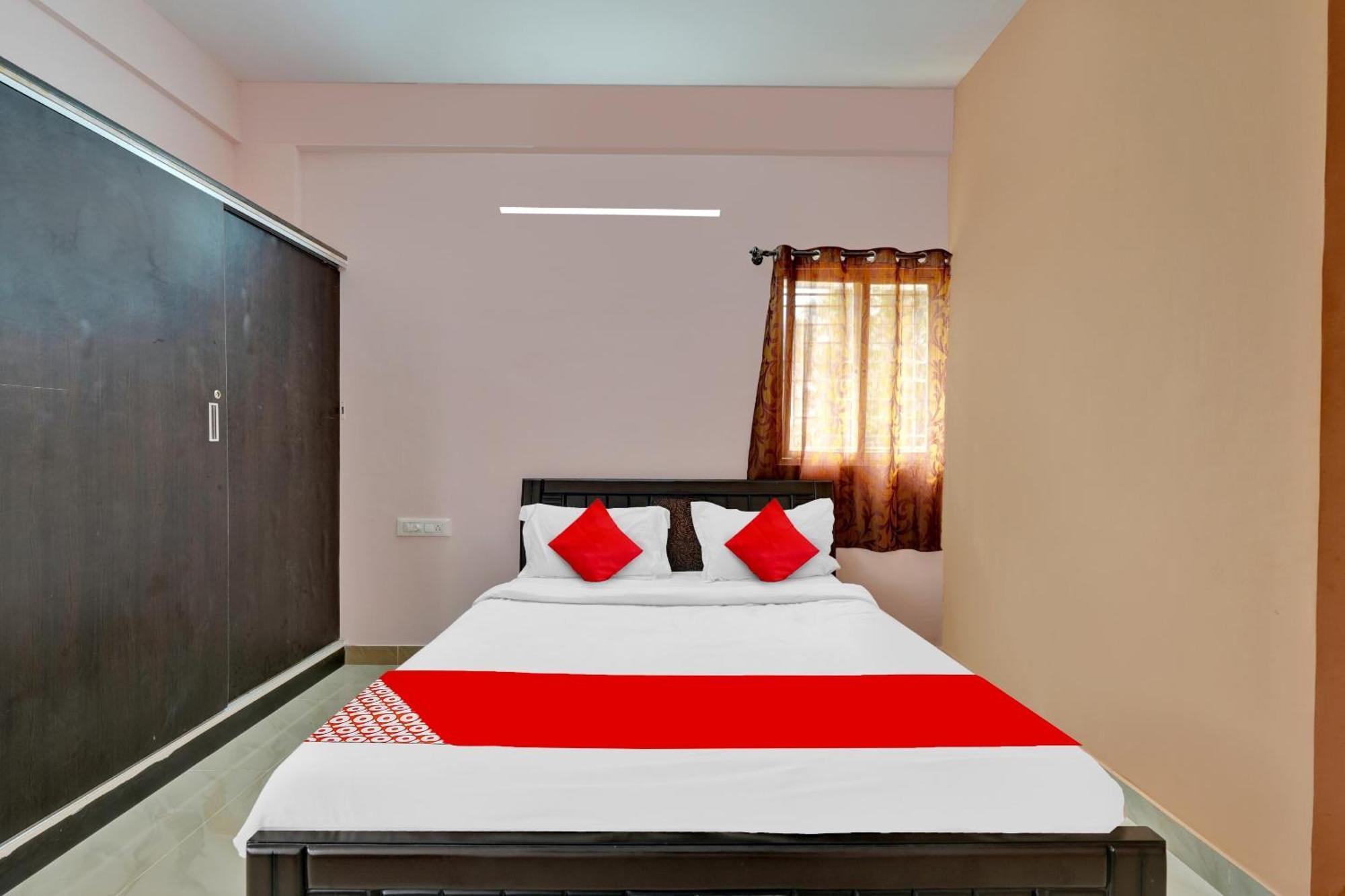 Spot On Sanjay Lodge Yelahanka Bagian luar foto